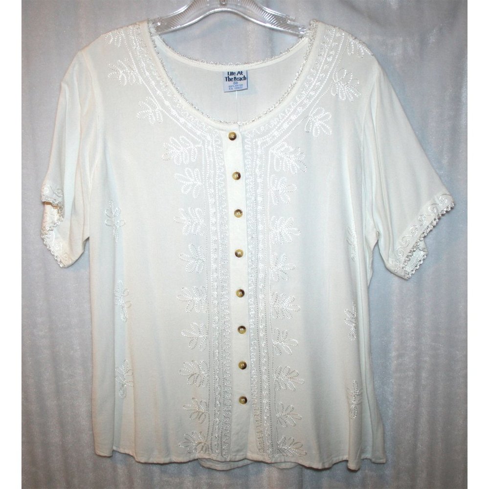 NWT Ivory Rayon Life at the Beach Top